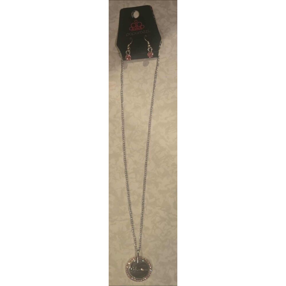 Paparazzi Glam-ma Glamorous Pink Necklace NEW